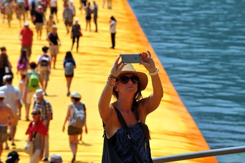 Selfie su The Floating Piers