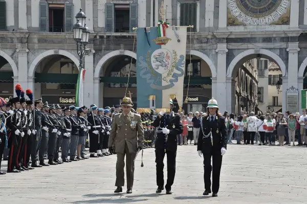 Piazza Loggia: le foto dalla Festa della Repubblica