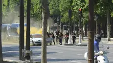 L'attacco sugli Champs-Elysées- Foto Ansa/Ap Noemie Pfister