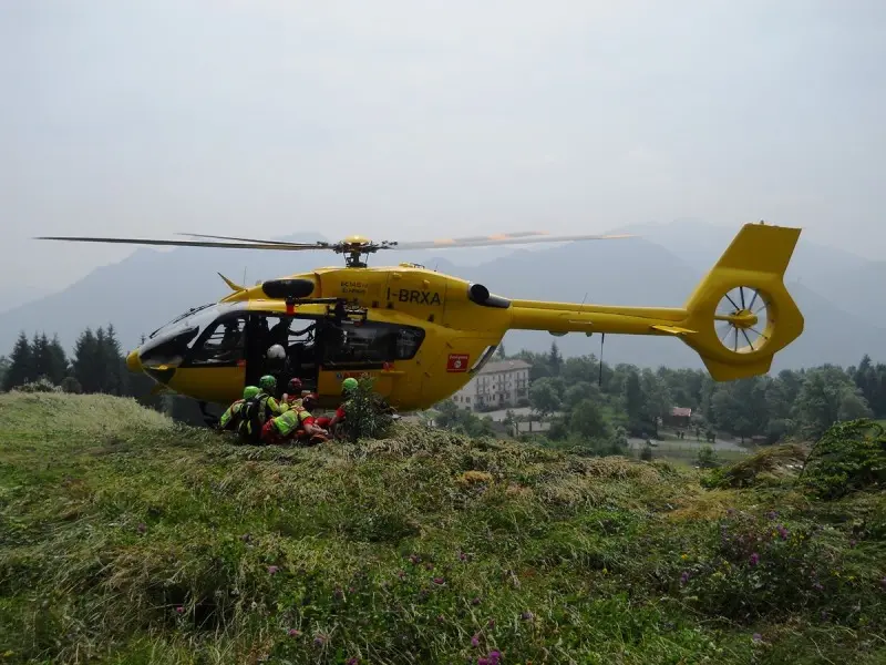 Soccorso alpini esercitazione caregno