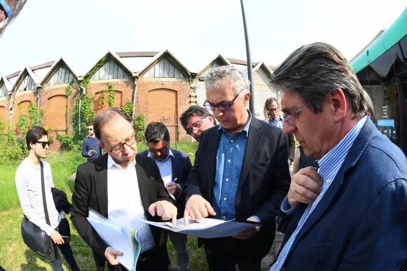 Stefano Boeri in visita all'ex Comparto Milano