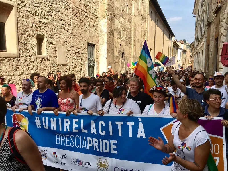Il corteo del Brescia Pride