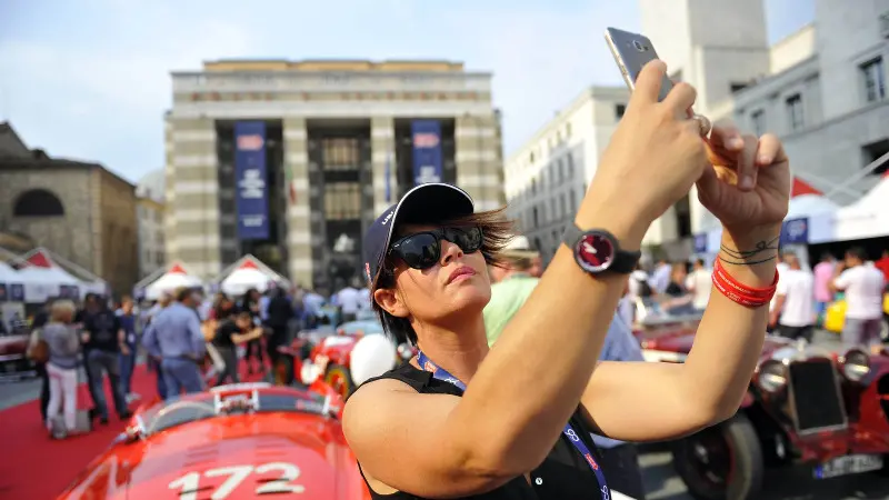 Mille Miglia in piazza Vittoria