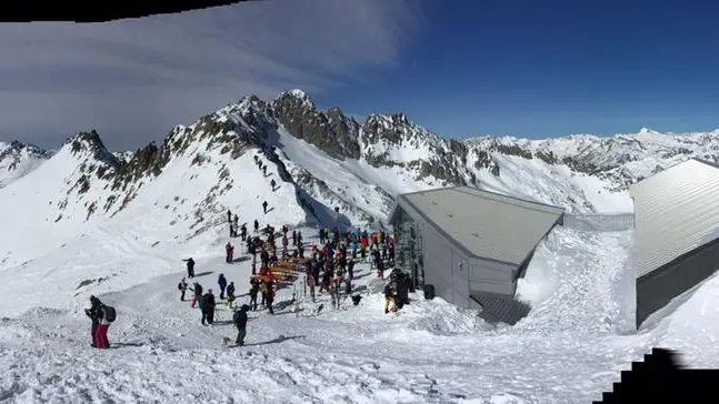 L'inaugurazione dello sky bar