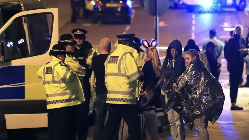 Esplosioni e sangue alla Manchester Arena