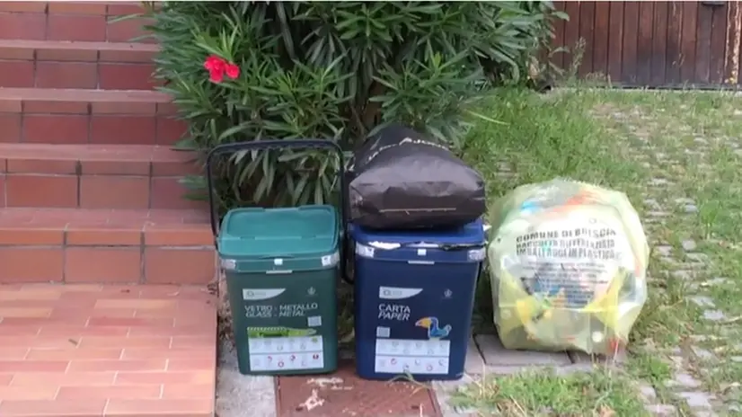 Vetro porta a porta Raccolta al via ma ancora dubbi - Cronaca