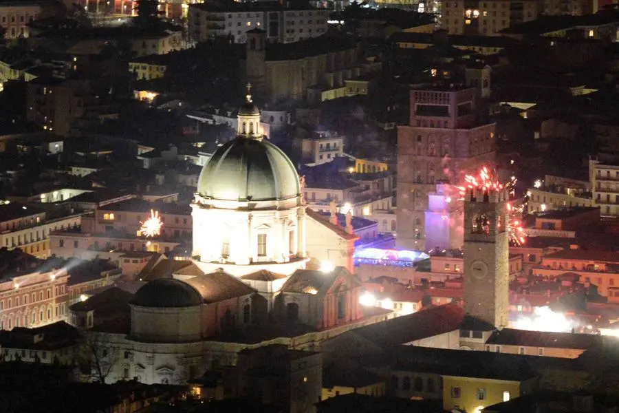 Fuochi d'artificio sulla città