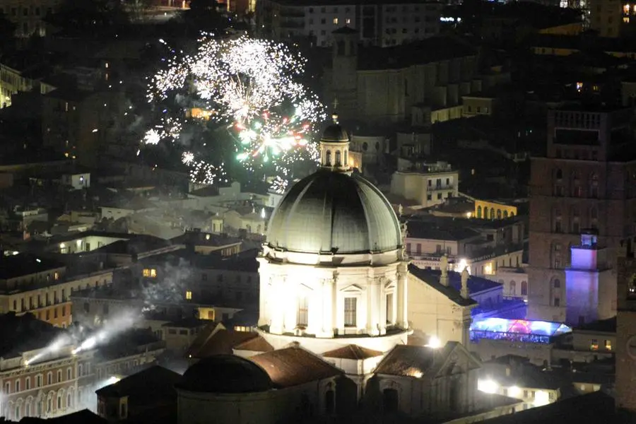 Fuochi d'artificio sulla città