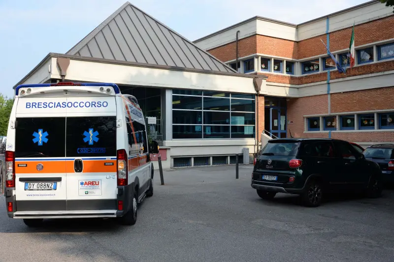 L'intervento alla scuola Ugolini