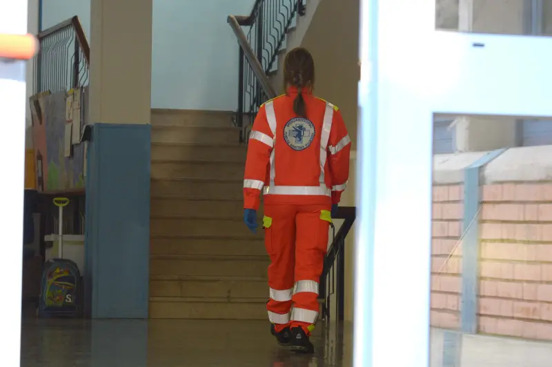 L'intervento alla scuola Ugolini