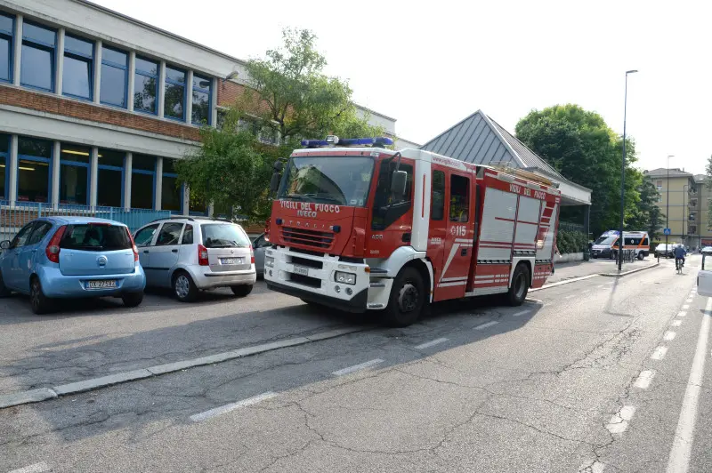 L'intervento alla scuola Ugolini