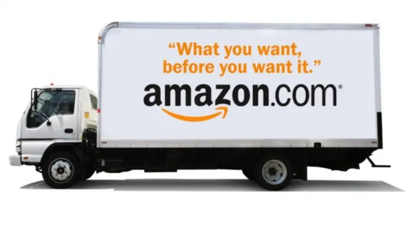 Lo slogan di Amazon dice tutto - © www.giornaledibrescia.it