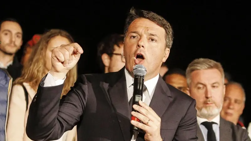 Matteo Renzi dopo la vittoria alle Primarie del Pd