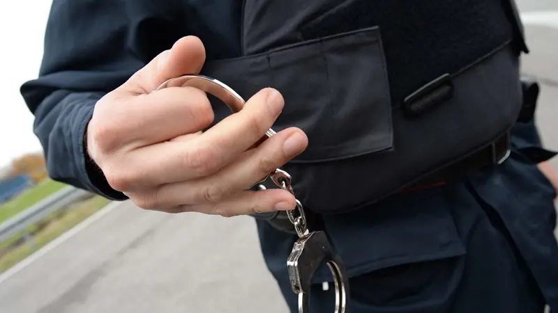 L'uomo è stato arrestato dai carabinieri - Foto © www.giornaledibrescia.it