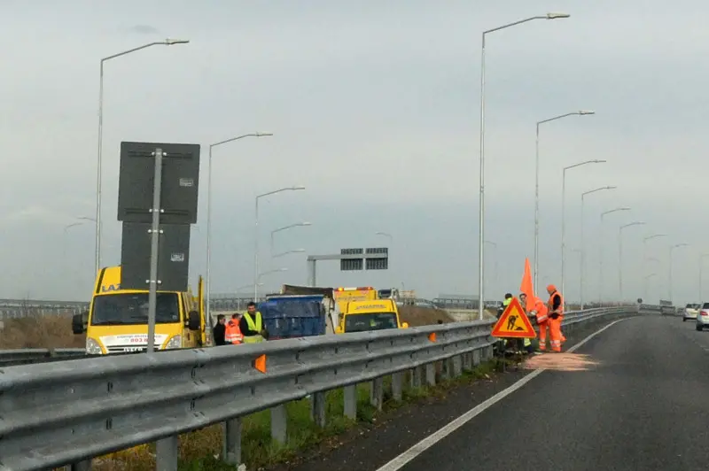 Brebemi, Tir contromano e caos allo svincolo