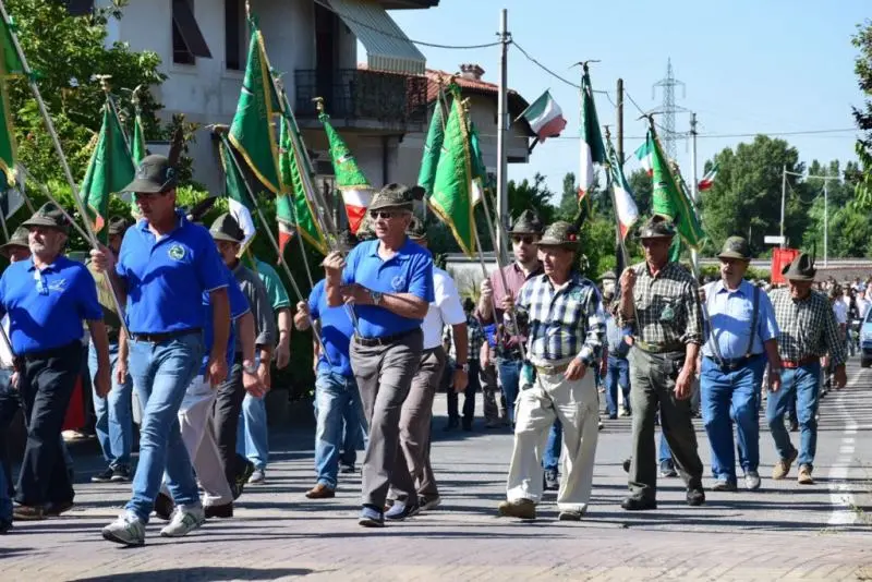 Festa per i 90 anni del gruppo alpini