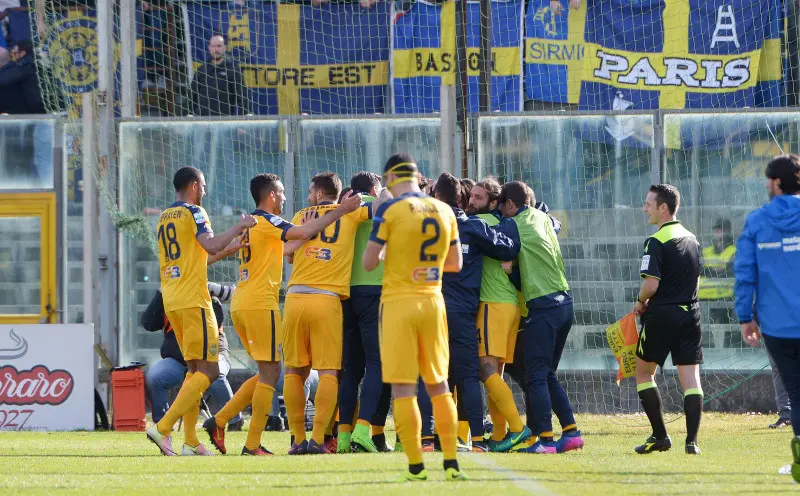 Il Brescia sconfitto nel derby col Verona