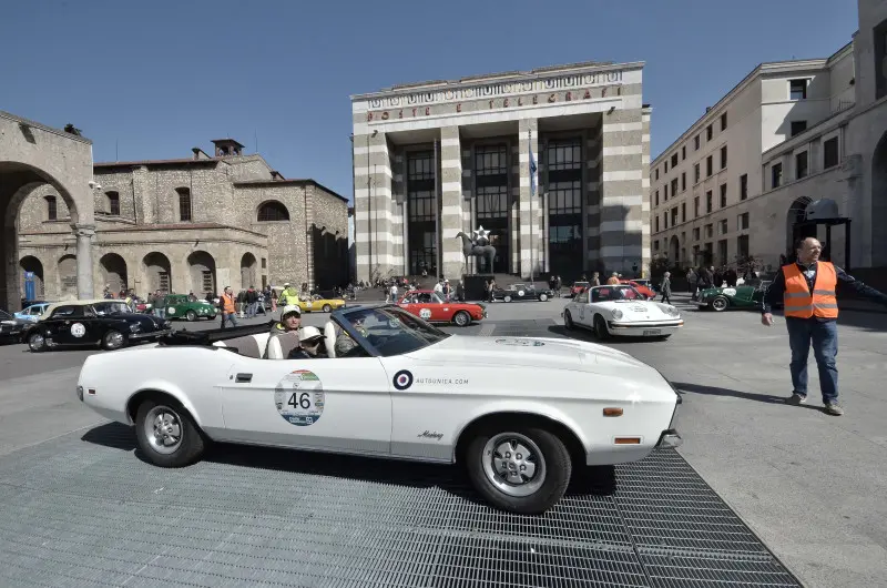 La partenza della 500miglia Touring