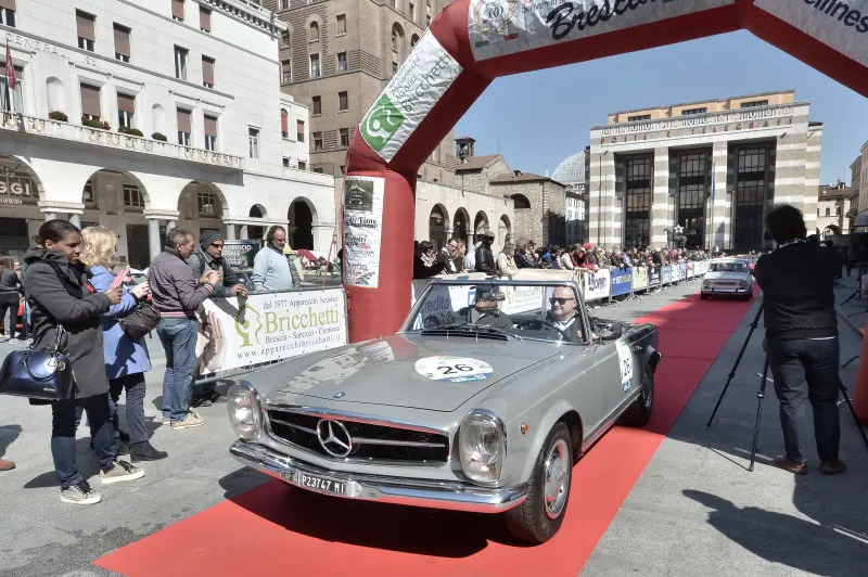 La partenza della 500miglia Touring