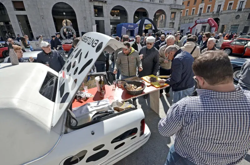 La partenza della 500miglia Touring