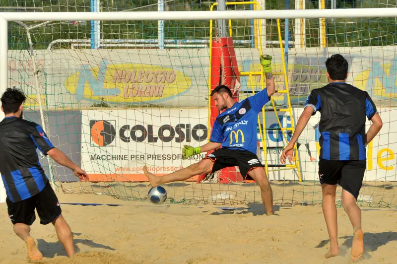 Beach soccer, Triangolare Brescia, Pisa, Bragno