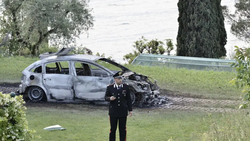 Padenghe, tragico rogo: nell'auto muoiono marito e moglie