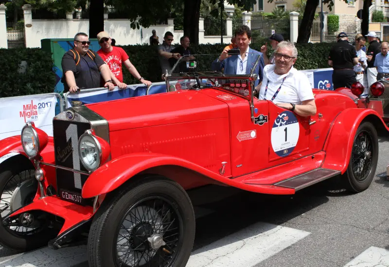 Il via alla Mille Miglia in viale Venezia