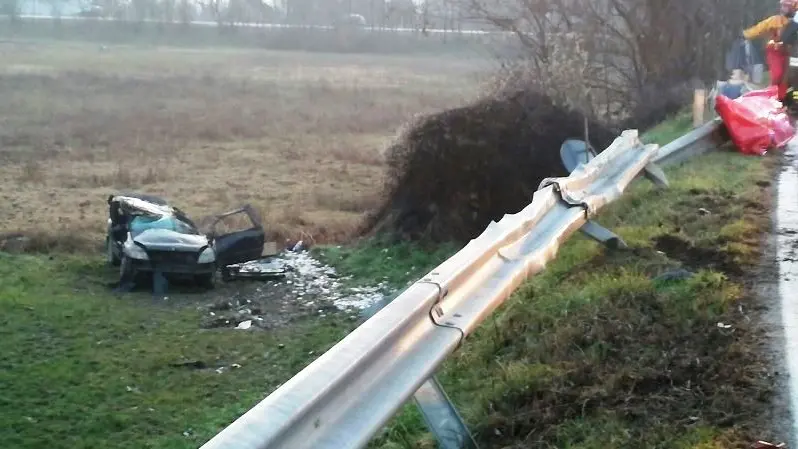 Calvisano, la Clio coinvolta nell'incidente