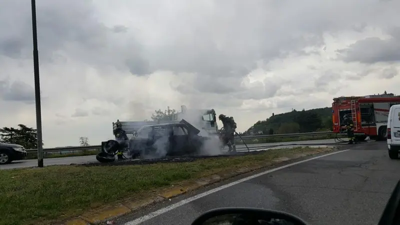 L'intervento dei vigili del fuoco a Gussago