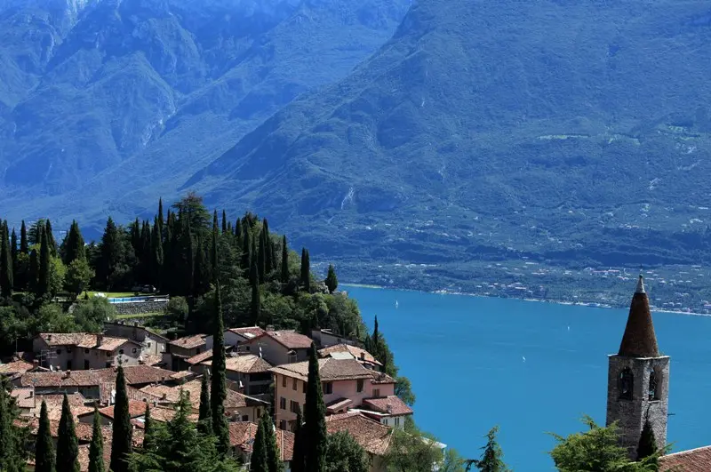 I dieci borghi da visitare in primavera secondo Paesi On line