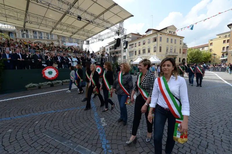 La sfilata delle penne nere bresciane