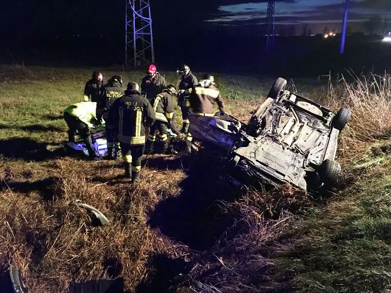 Bassano, schianto frontale, ferito un bimbo di 2 anni