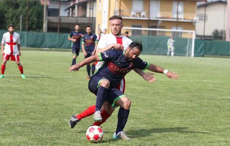 Calcio, Seconda categoria: Real Flero - Castenedolese 4-1