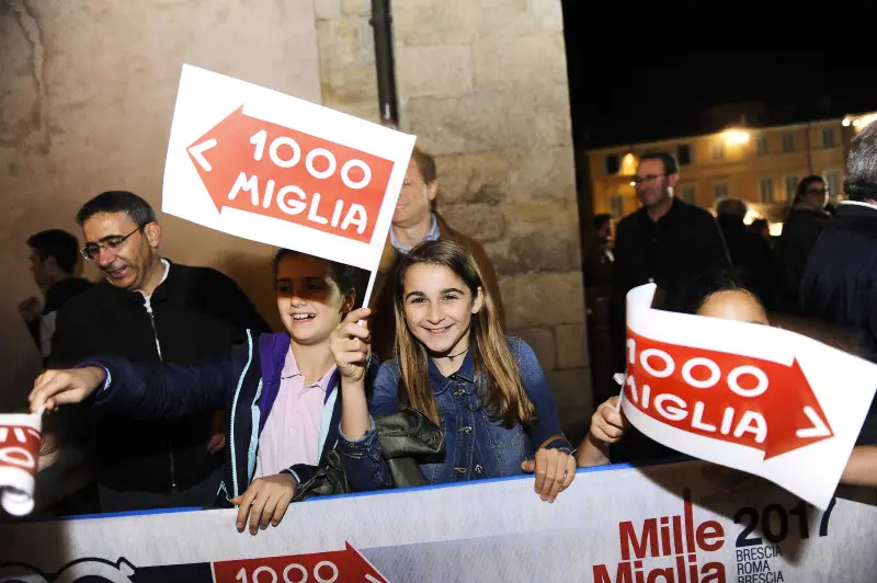 Le Mille Miglia concludono la terza tappa a Parma