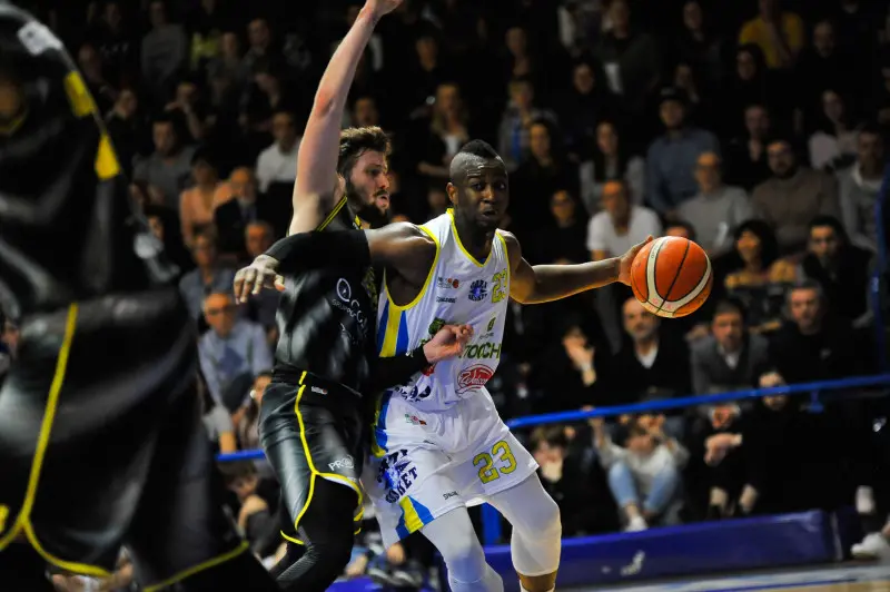 Basket Serie B. Agribertocchi Orzinuovi-Bergamo