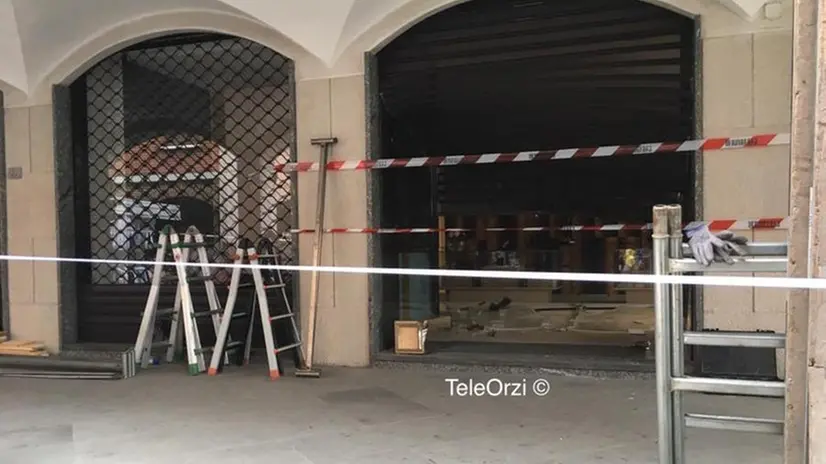 Il negozio Golf club di Orzinuovi preso di mira dai ladri