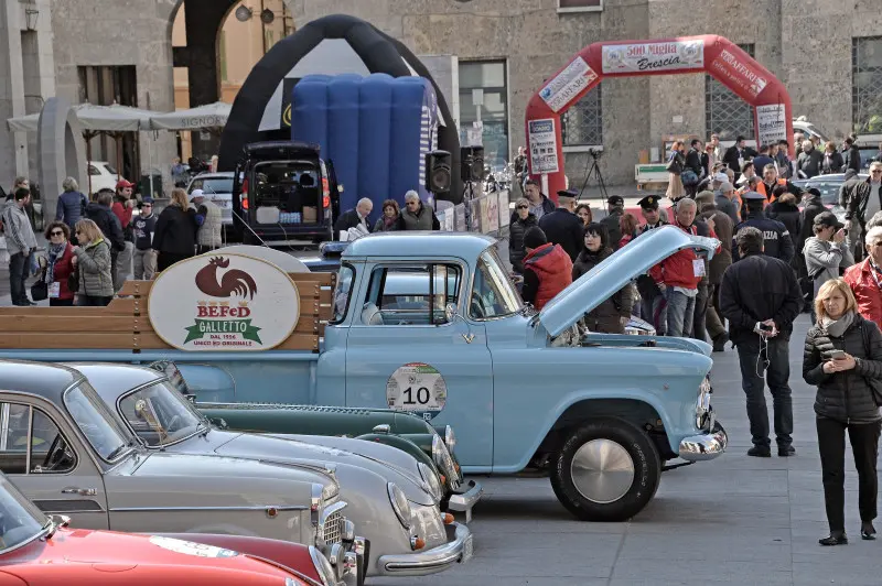 La partenza della 500miglia Touring