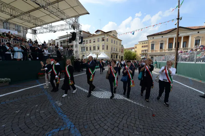 La sfilata delle penne nere bresciane