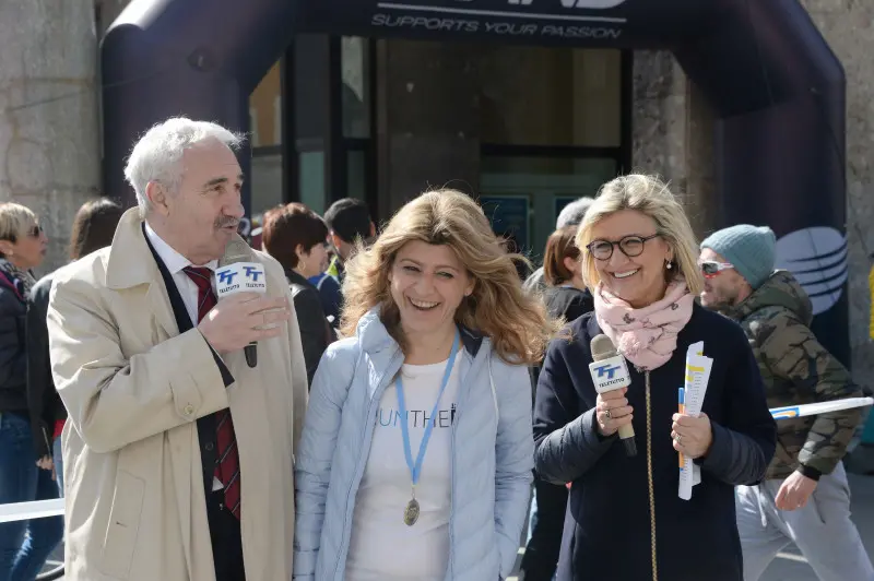 In piazza con noi in centro a Brescia