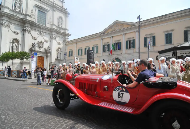 La partenza della Mille Miglia