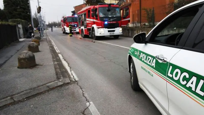 Bagnolo Mella, l'incendio che ha distrutto un garage