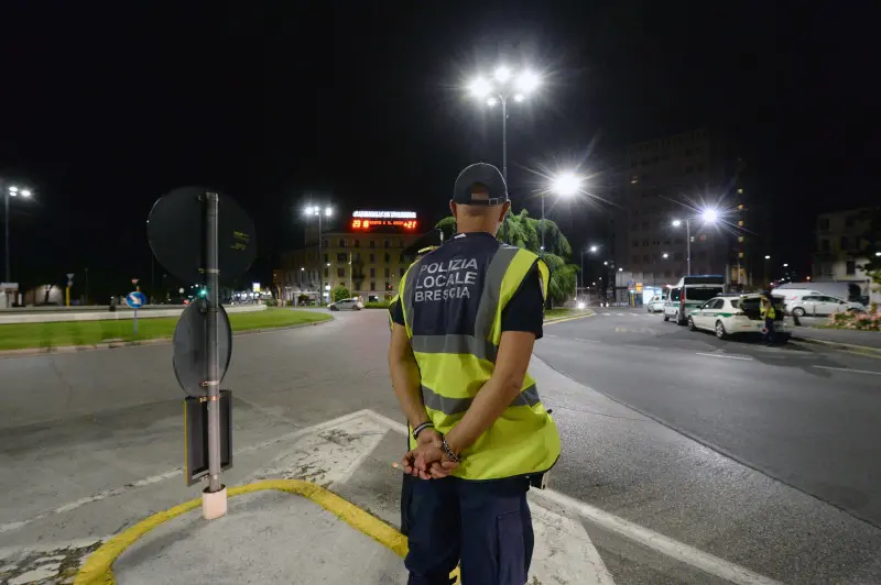 Brescia resta in B, in piazza Repubblica la festa non parte