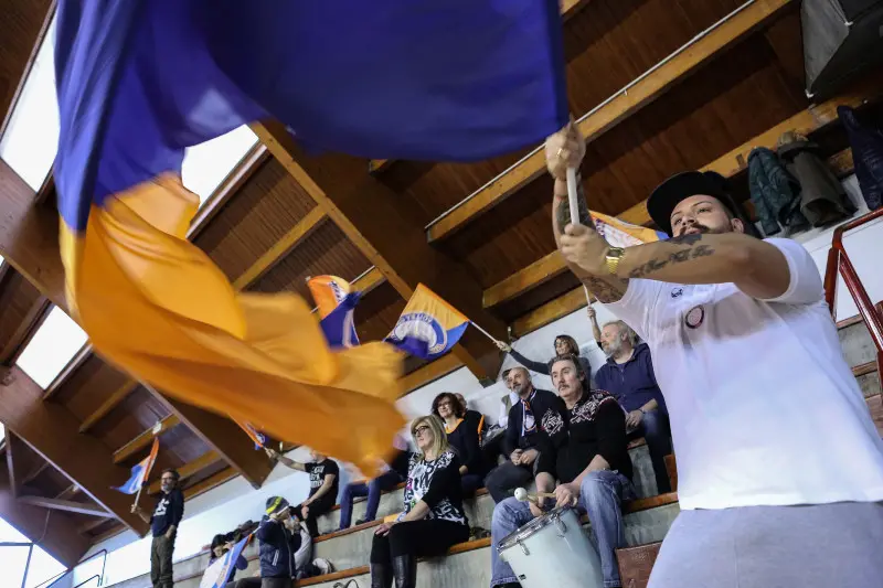 Volley serie B1 femminile. Vinilgomma Ospitaletto-Talmassons