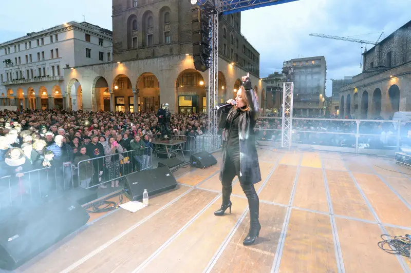 Metro Day, la festa sul palco di Piazza Vittoria