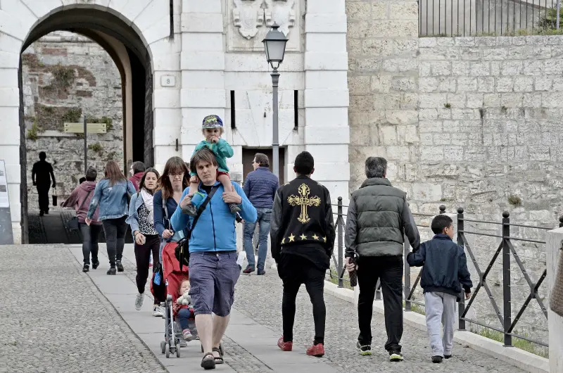 Pasquetta tra Capitolium e Castello