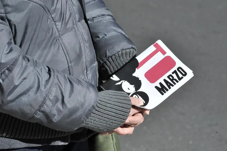 Orro marzo: la manifestazione lungo le vie della città