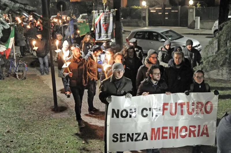 Fiaccolata per la memoria