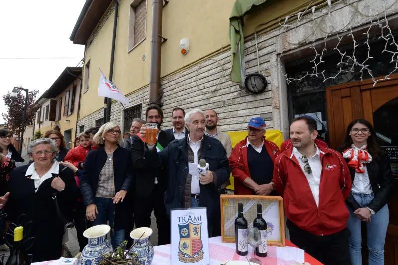 In piazza con noi a Castel Mella