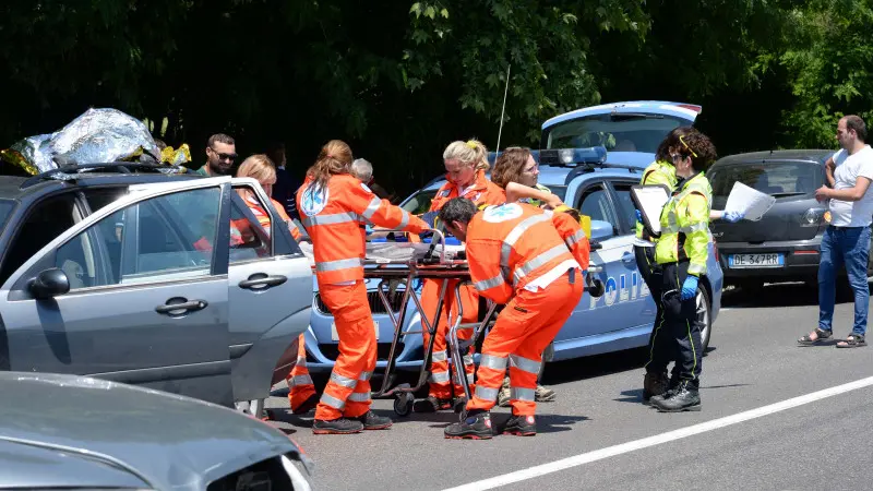 Mazzano, maxi tamponamento sulla 45bis