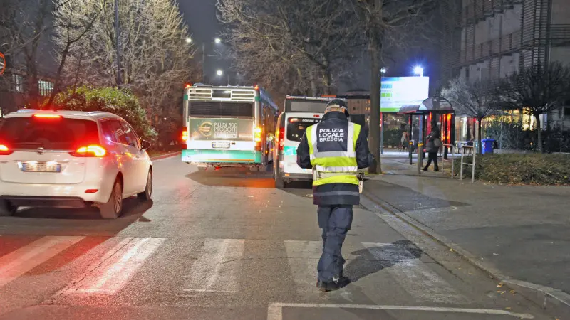 Pedone investito in città